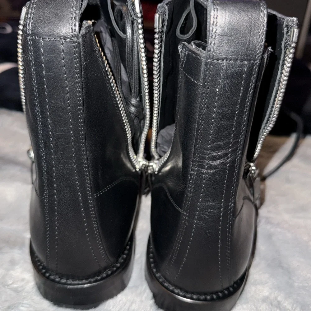 Saint Laurent new with box boots size 40 great condition - Picture 8 of 13